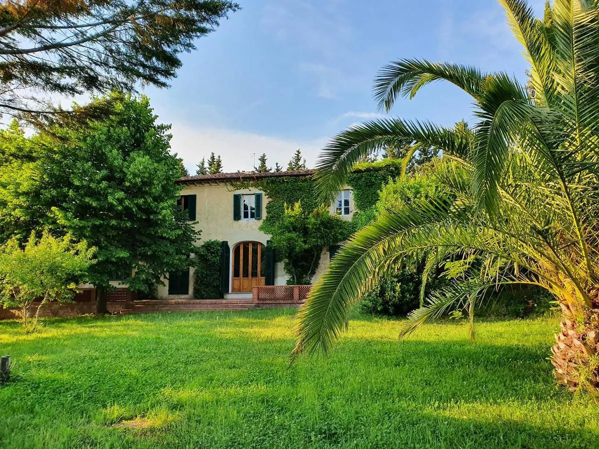 Holiday home Podere Il Cardellino Lari