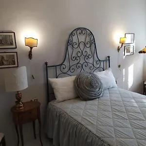 Casa vacanze Borgo Antico, Lari