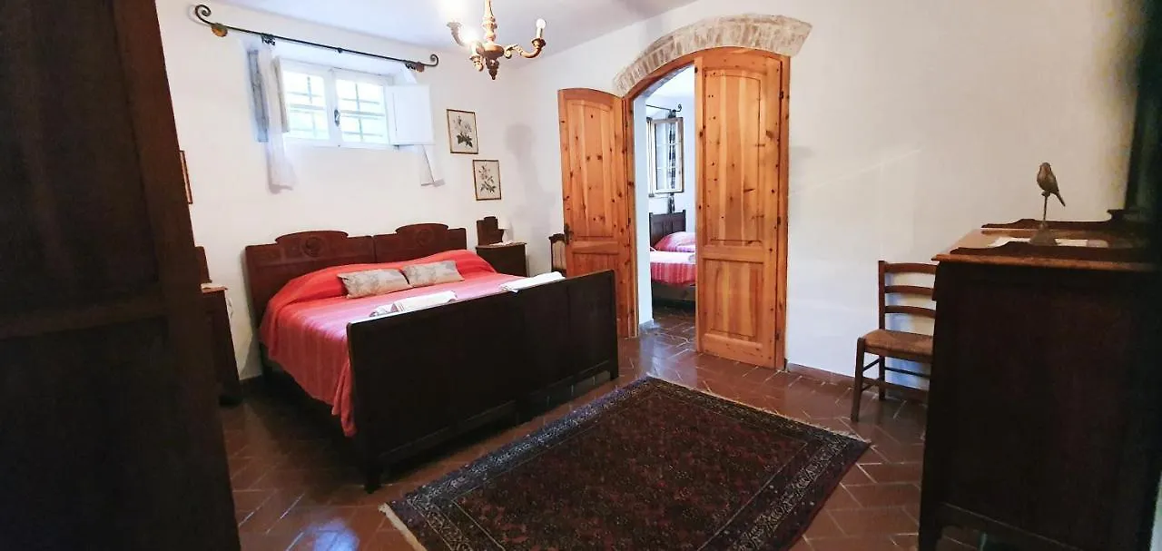 Holiday home Podere Il Cardellino Lari